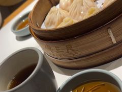 -馋三尺蟹粉小笼(人民广场店)