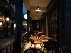 露天位-星巴克臻选(成都宽窄巷子店)