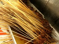 -拈签一笑黄牛肉辣卤串串
