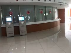 -复旦大学附属华山医院(虹桥院区)