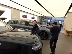 -华为智能生活馆(上海金桥国际商业广场)