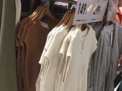 -优衣库(重庆沙坪坝印象汇店)