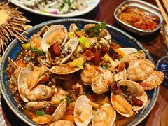 -蚝堡海鲜·威海菜·海肠捞饭·烧烤·亚洲吃蚝公司(幸福门店)