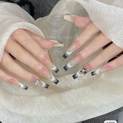 -FuFu美甲美睫