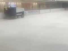 -陈露国际冰上中心(天津嘉里汇店)