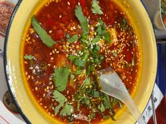 冒脑花-马路边边串串香(苗栗路店)