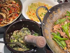 -费大厨辣椒炒肉(高铁吾悦广场店)