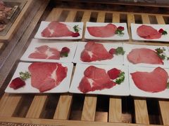 -山焱·炭火自助烤肉(周浦万达店)