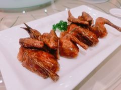 脆皮乳鸽-海逸海鲜酒家(古北店)