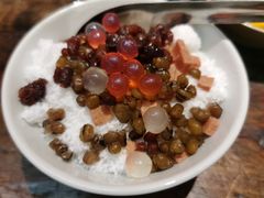 自制绵绵冰-四小区火锅·巷子里的重庆火锅(花照壁店)