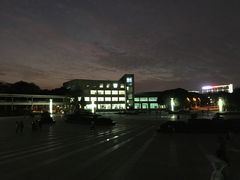 -湖北经济学院-图书馆