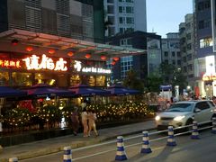 -唐伯虎新派湘菜馆(石夏时代广场店)