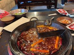 -渝井巷重庆老火锅(沈阳吉祥店)
