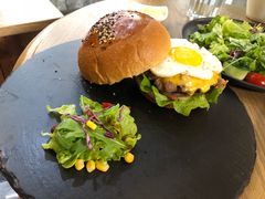 -HIGH FIVE哈福手工汉堡(桂林路店)