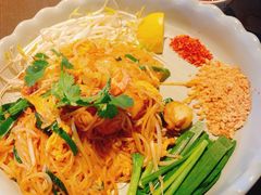 泰式金边粉-大头虾越式风味餐厅(光明广场店)