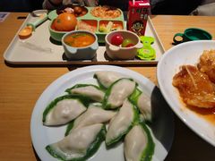 -关东小磨东北菜(上海长风大悦城店)