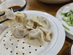 -鹤乡东北菜(崮山路店)