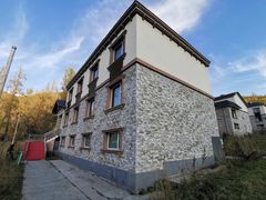 -喀纳斯鸿福生态度假酒店
