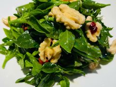 -阿瓦山寨·湘菜现炒·剁椒鱼头王(咸阳总店)
