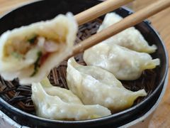 -罗卜李包子羊肉汤