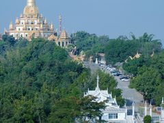 -孔雀湖生态旅游区