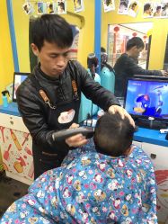 -童小剪儿童理发(万达广场西湖店)