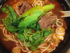 -李先生牛肉面大王(上海站南广场店)