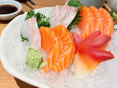 三文鱼or北极贝-初居食屋日式料理(万象城购物中心店)