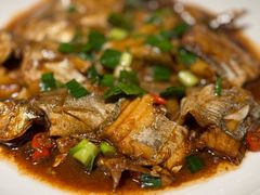 红烧小黄鱼-小厨师·二十年沈家门小海鲜(百井坊巷店)
