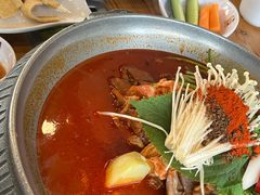 -喇喇排骨火锅·传统韩式脊骨汤(望京西园总店)