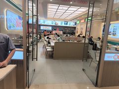 -赵财财·肠粉·煲仔饭(华润万象城店)