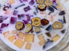 -弘束束柳州深巷螺蛳粉(珠江路店)