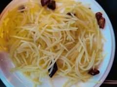 -粉墨特色菜·烧烤音乐酒馆