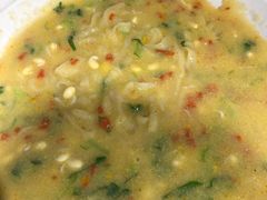 -蓝田九大碗民俗食府(蓝田店)