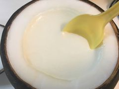 -志龙皇冠吃货椰子铺