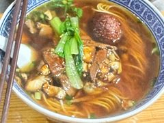 -沪西老弄堂面馆(定西路店)