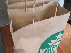 -星巴克(济南美莲广场店)