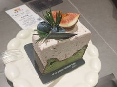 -W COLLECTIVE  DESSERT SHOP