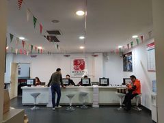 -弘仁宝佳比亚迪4S店(宝山旗舰店)