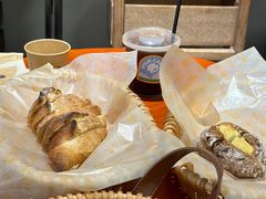 -方炉·天然食材面包店(青秀店)