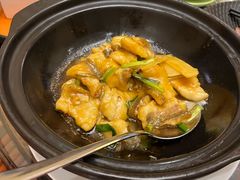 姜葱爆龙趸鱼腩煲-厦门朗豪酒店 · 明阁中餐厅