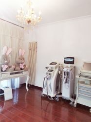 -美肤盾祛痘·问题肌头疗管理中心