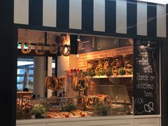 -维也纳国际机场