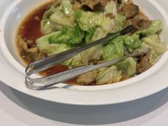 -海派美食·家宴海鲜青岛菜·石锅鲽鱼头(东方城店)