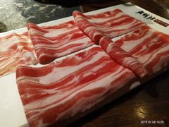-老牌坊云南鱼豆花火锅(哈西万达店)