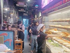 -佰人王串串香火锅(洋珠巷店)