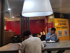 大堂-麦当劳(宽城万达店)