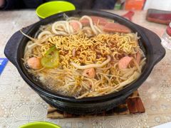 -砂锅米线