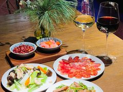 -肆海小川菜酒馆Wine Bistro (青年路店)