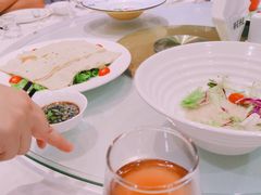 -梅花香里大酒店(郁金香路店)